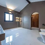 Casa De La Luna * Tías