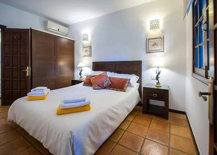 Casa De La Luna Vila *