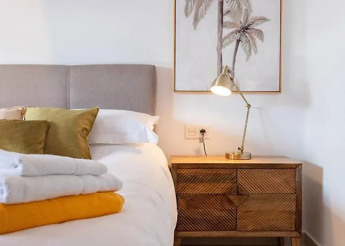 Casa De La Luna Vila *