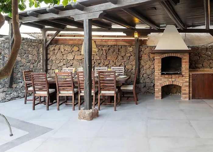 Casa De La Luna Тиас